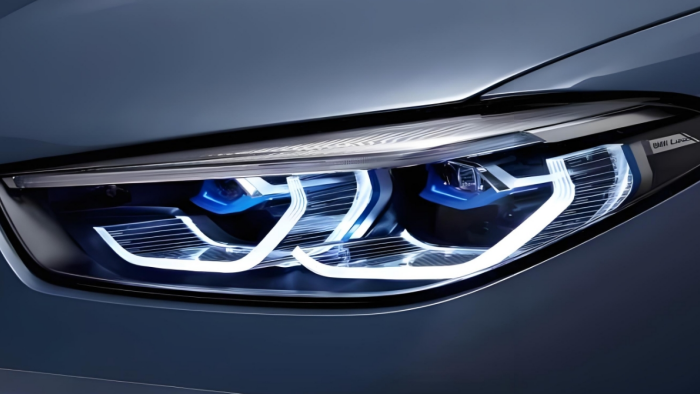 PMMA specifically designed for automotive lighting: Double Elephant SX-304